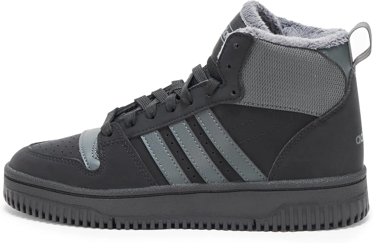 adidas Unisex-Child Turnaround Mid Top Basketball Sneaker