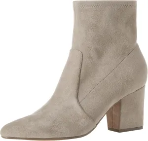 Amazon Essentials Women's Fitted Stretch Heel Boot