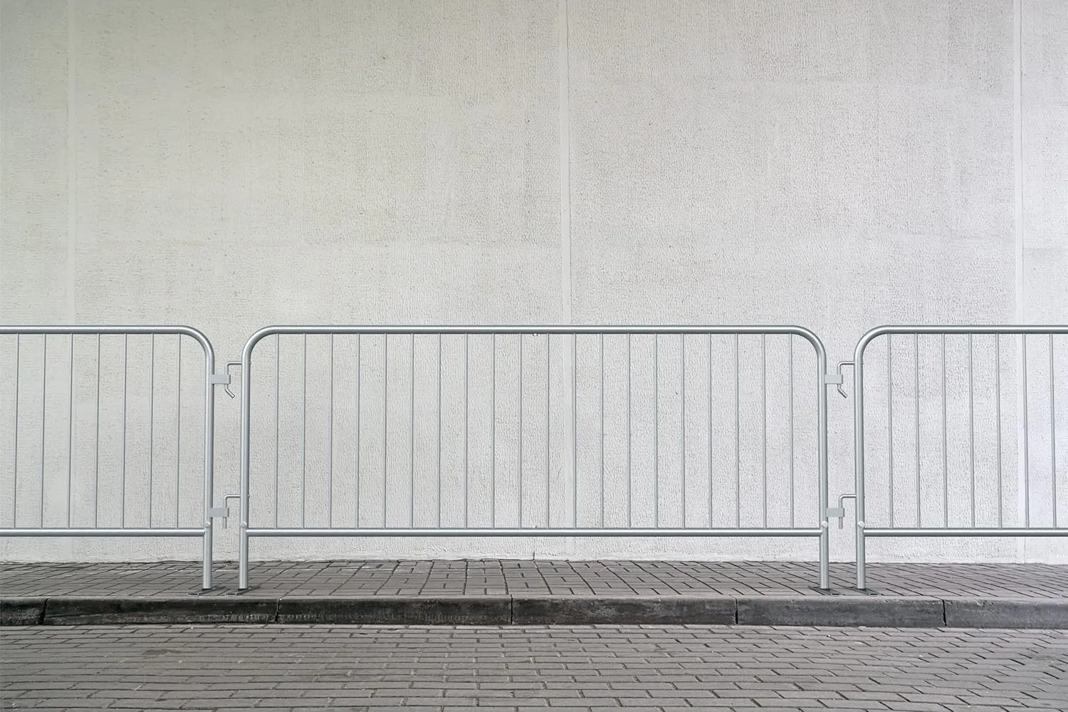 Angry Bull Barricades Barricade in a Box 2.0 - Heavy Duty Interlocking Steel Barricade, 8.5 Ft. (Hot Dipped Galvanized, Flat feet)