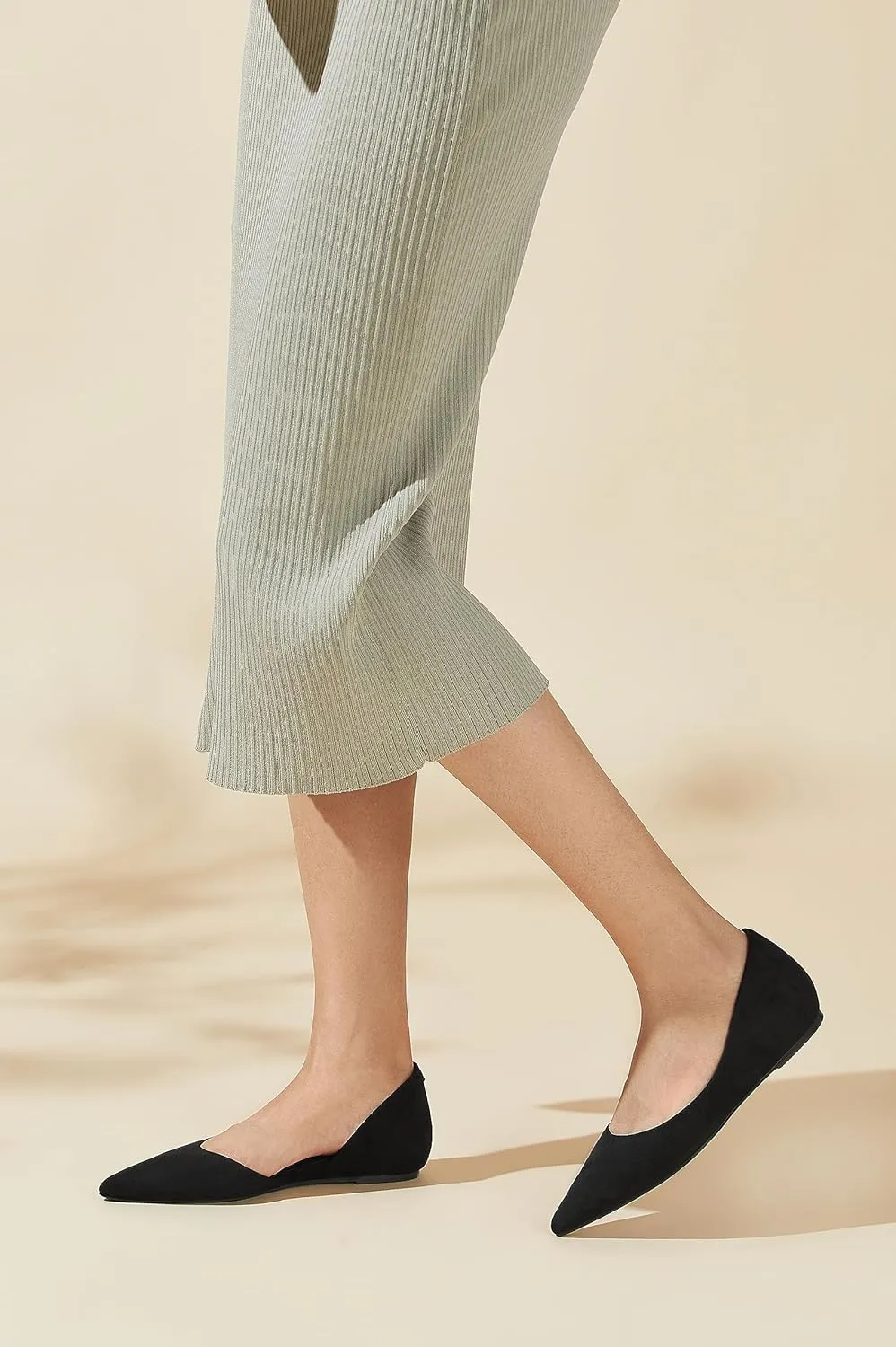 Arromic Flats Shoes for Women, Low Wedge Pointed Toe Women Flats with Arch Support, Heel Pad and Inner Heel, Comfortable Slip on Flats for Office Work Casual Dressy Wedding