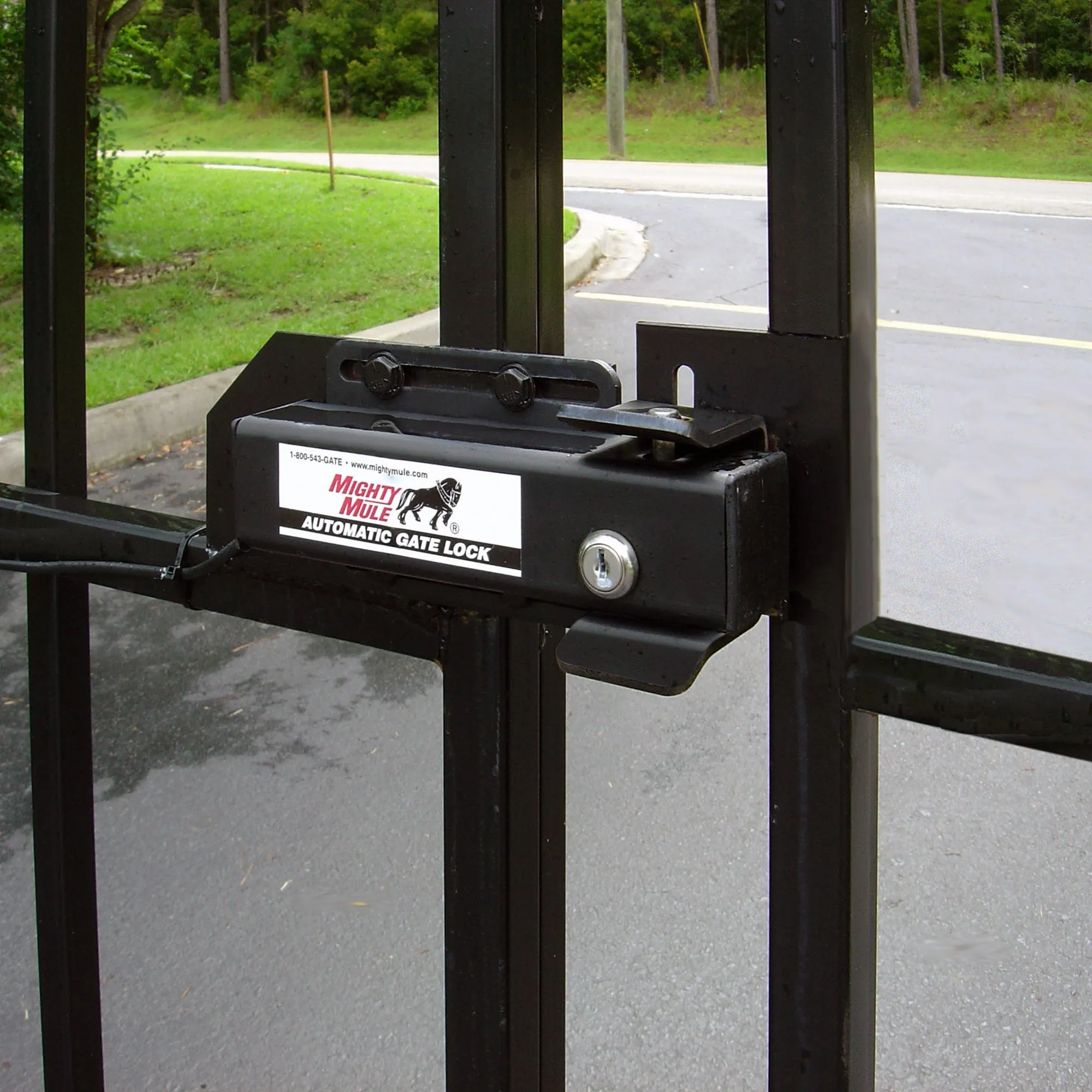 Automatic Gate Lock for Auto Gate Openers (FM143)