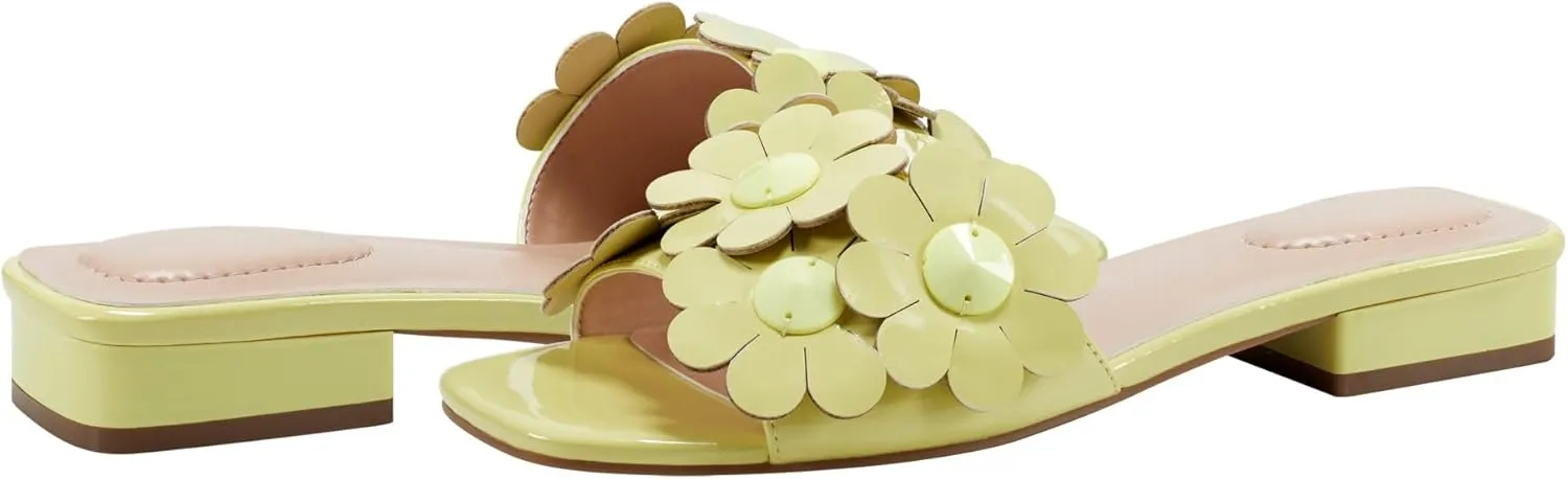 Bandolino Women's Marigold Flat Sandal