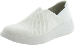 BZees Women's Triumph Slip-On