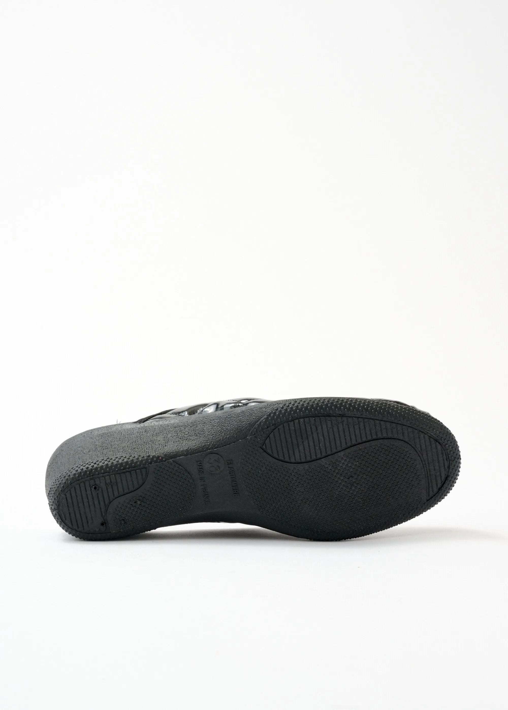 Comfort width mule slippers
