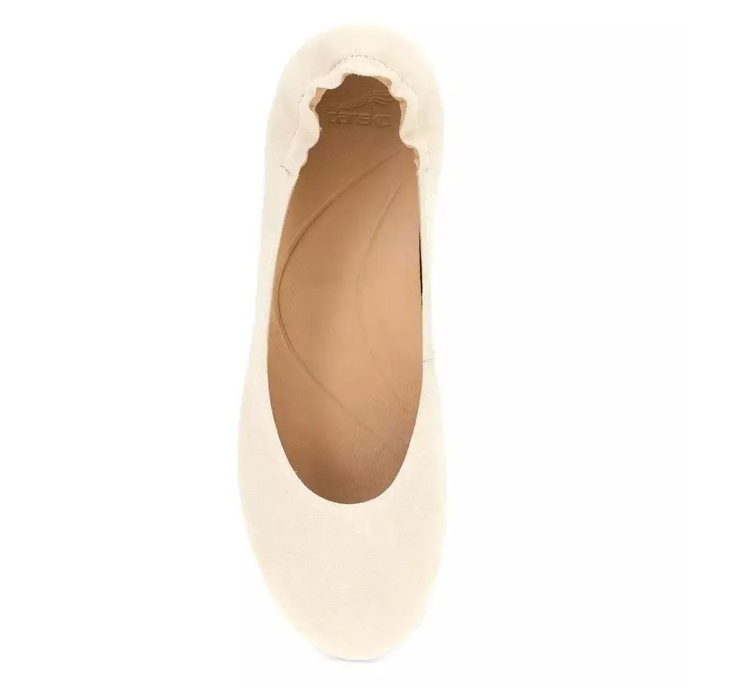 Dansko Women's Mollie Sand Suede 5705210300