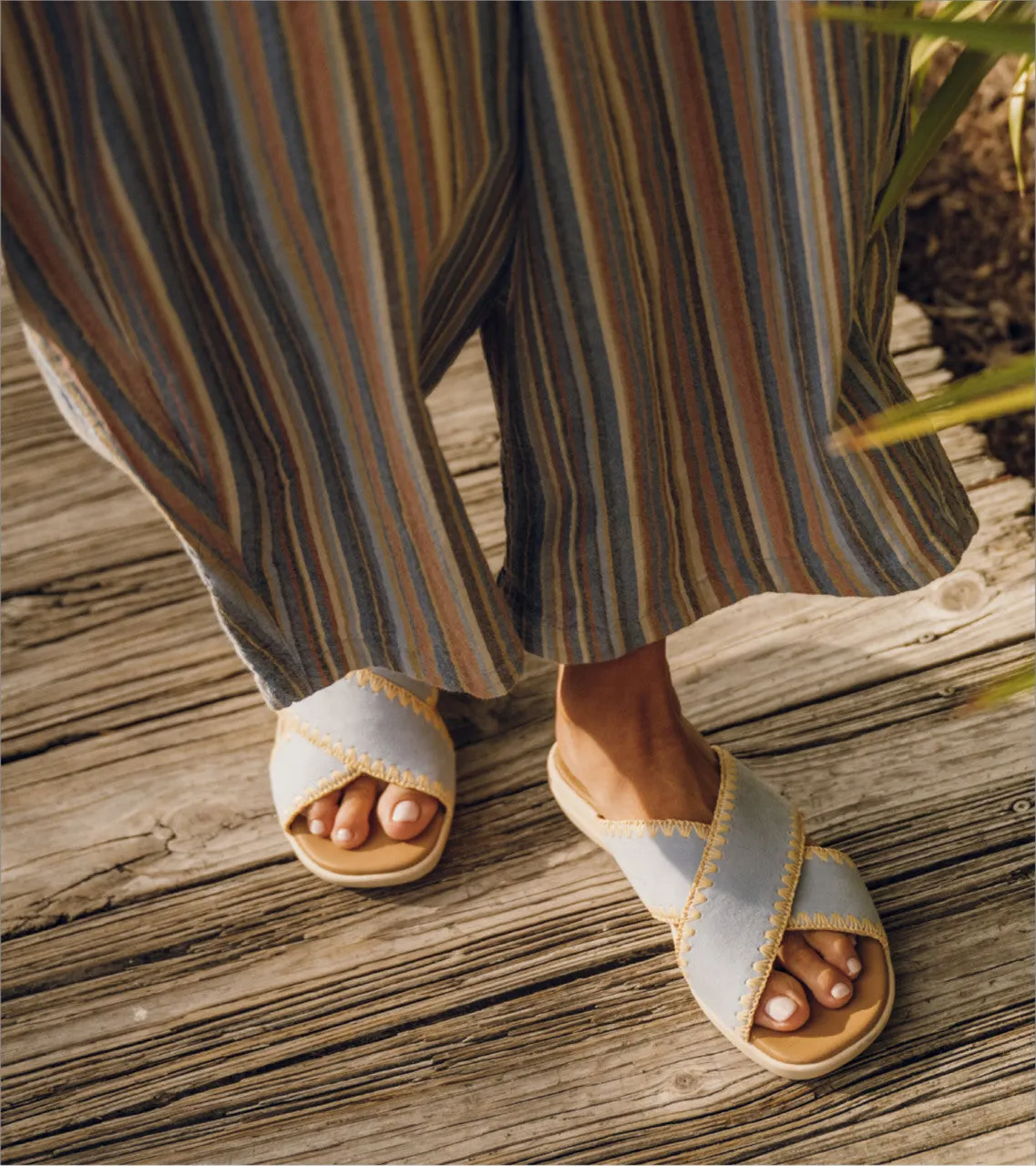 Dolinda Slide Sandal