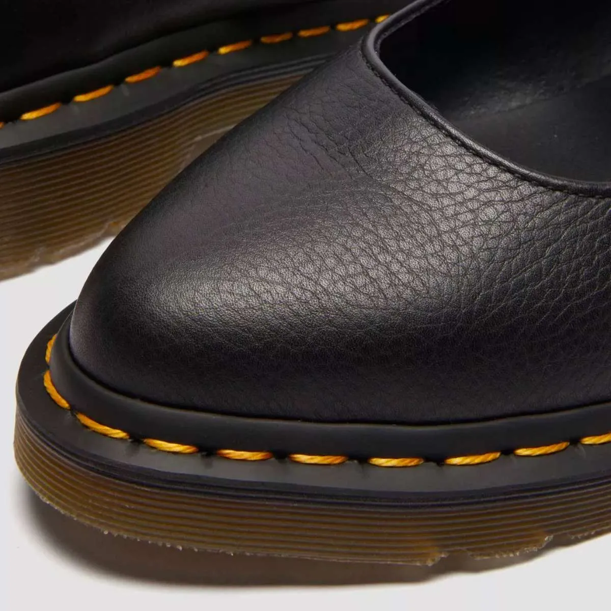 Dr. Martens Elphie Mary Jane Black Virginia W