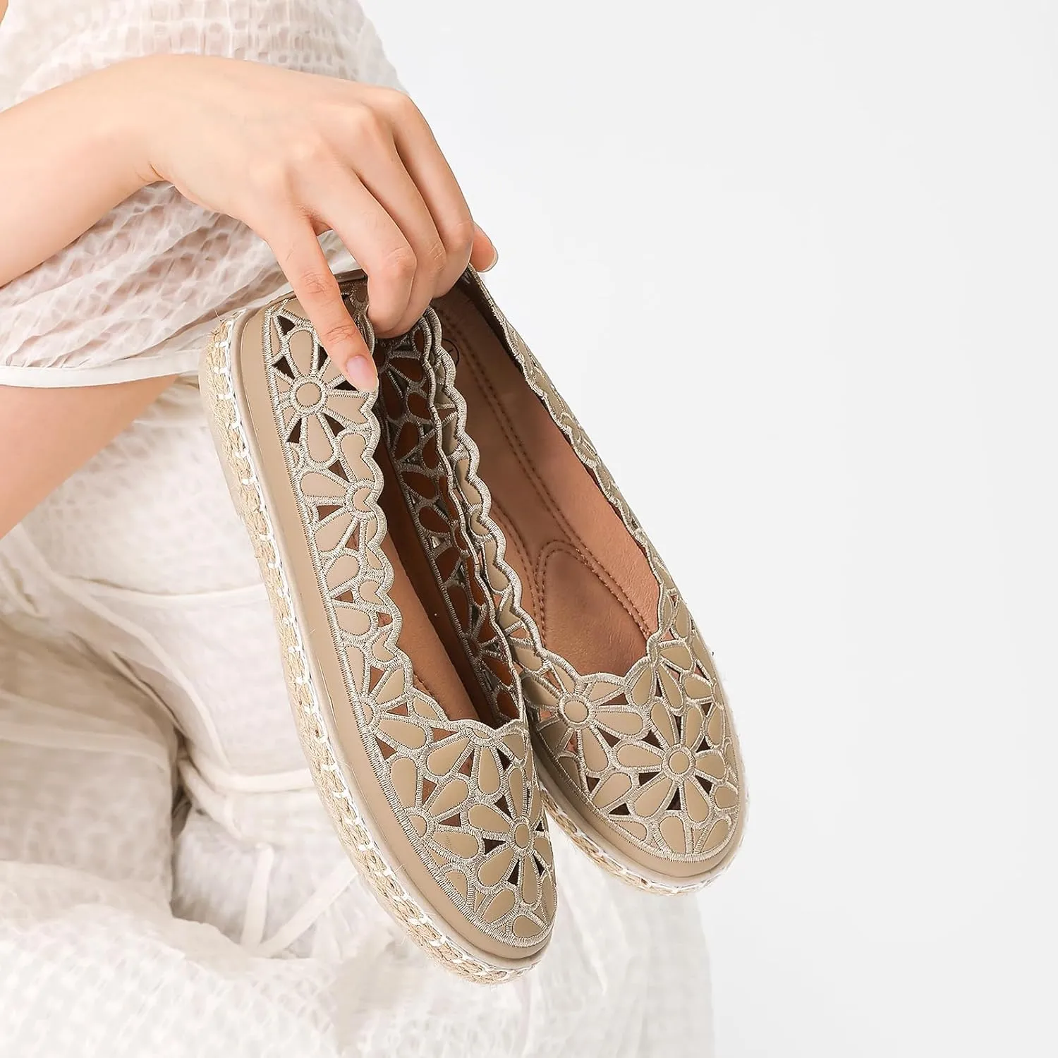 HEAWISH Women’s Ballet Flat Daisy Round Toe Dress Shoes Casual Slip On Rope Loafer