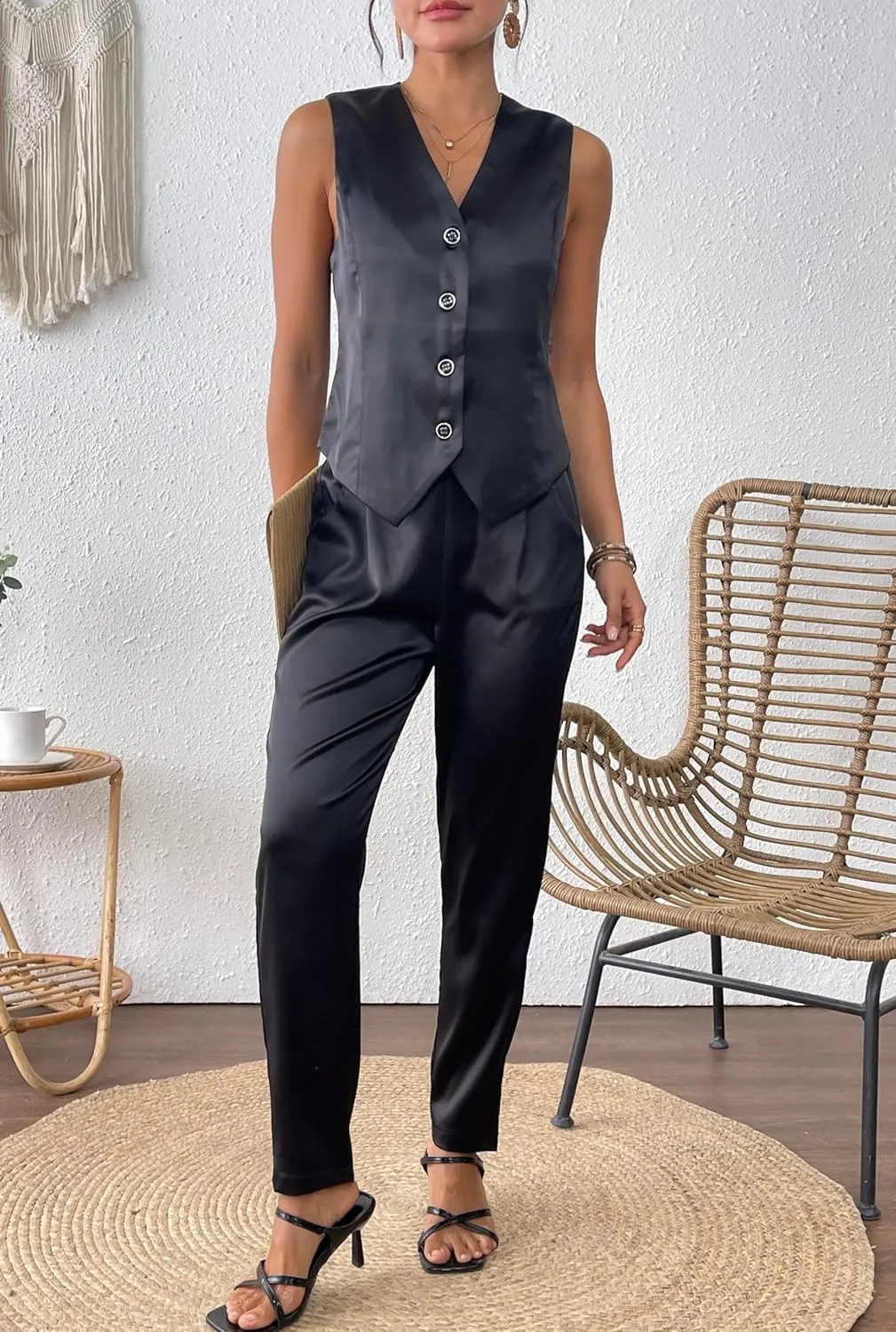 heipeiwa Women's Satin Pants Dress Casual Pleated Pull on High Waist Pants with Pockets