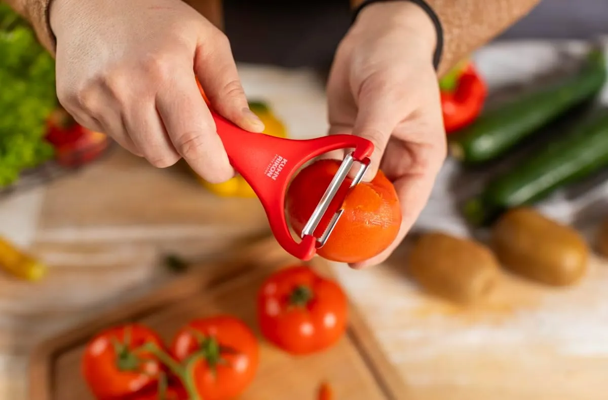 KUHN RIKON Piranha Peeler with Serrated Edge Red