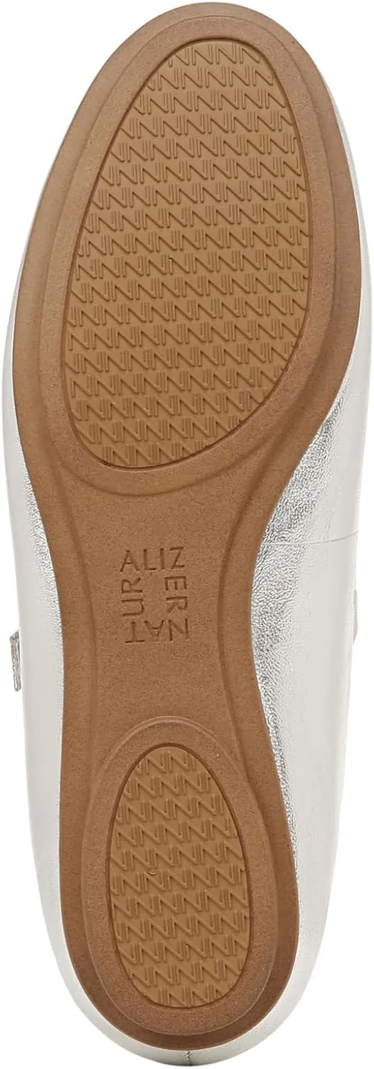 Naturalizer Women's Maxwell-MJ Mary Jane Round Toe Ballet Flat