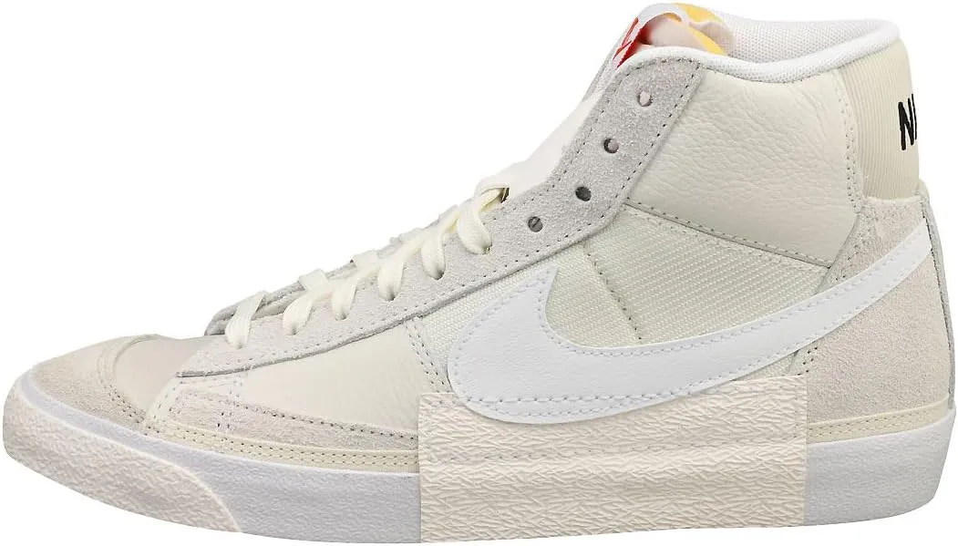 Nike Men's Sneaker