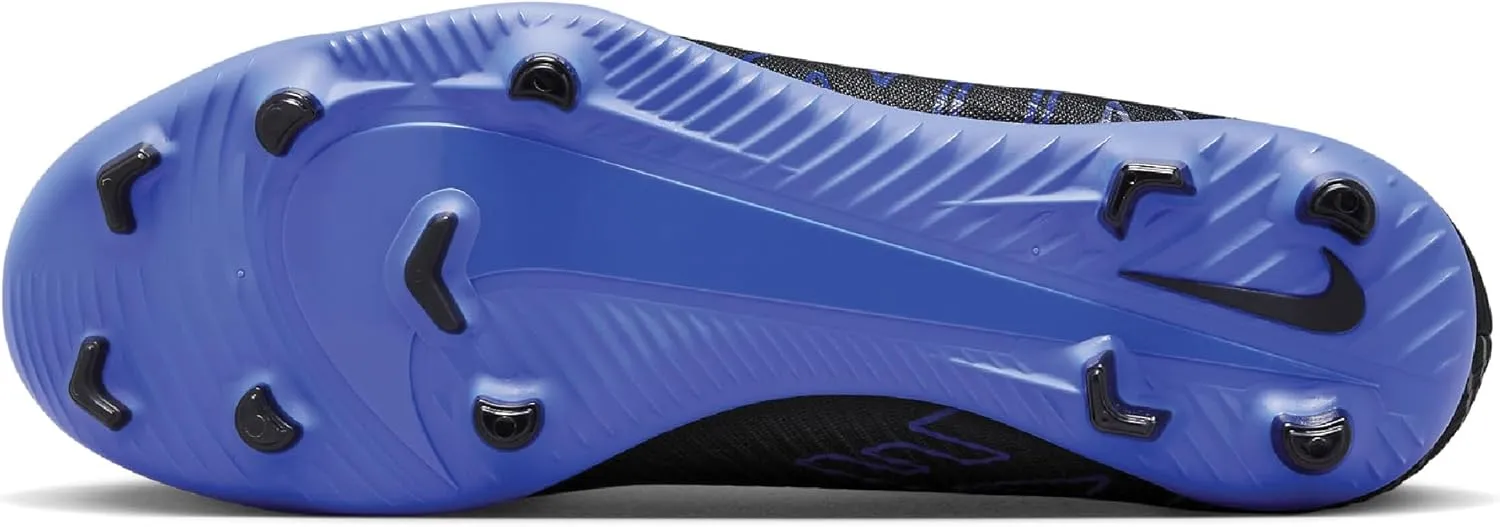 Nike Men's Soccer Sneaker