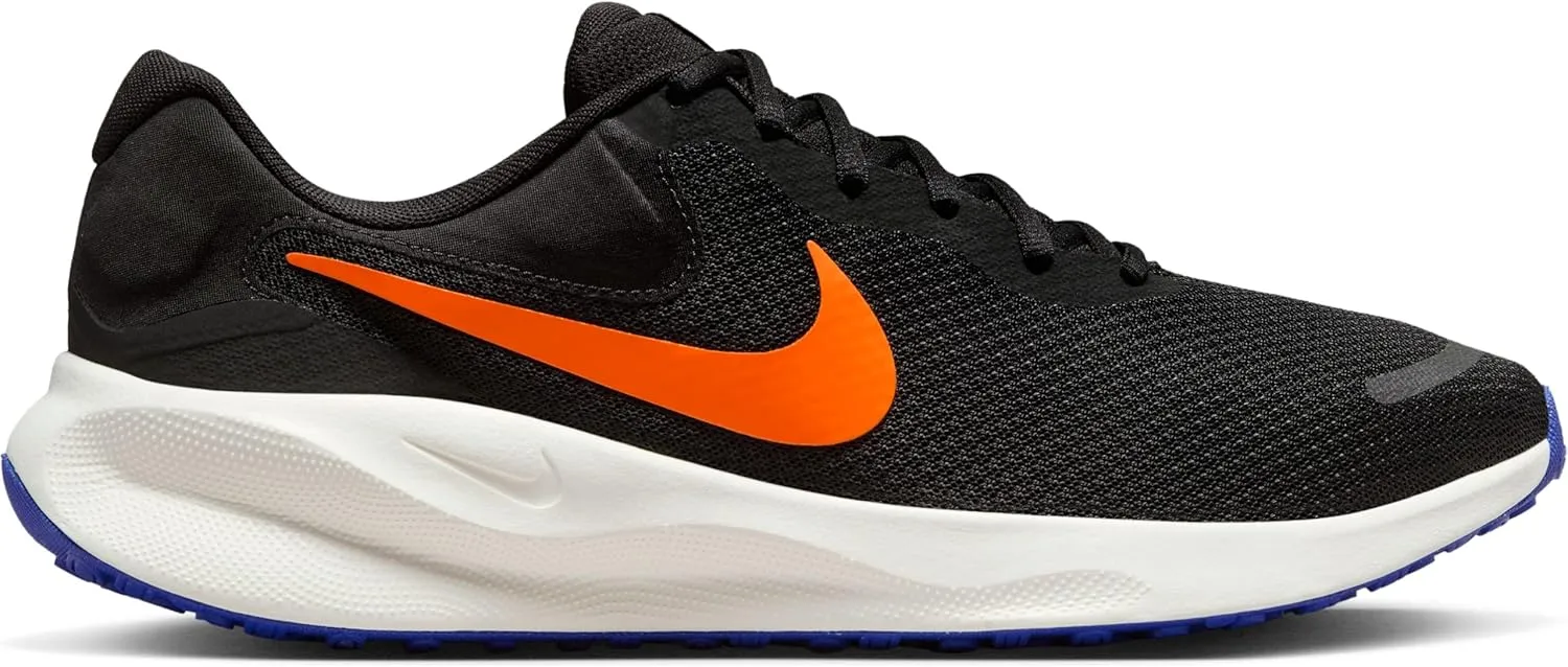 Nike Revolutin 7 Sneaker