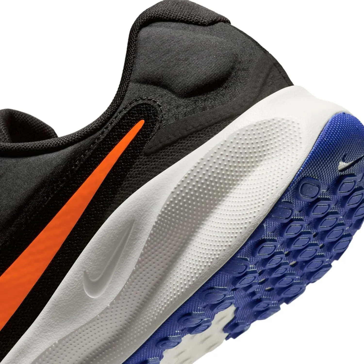 Nike Revolutin 7 Sneaker