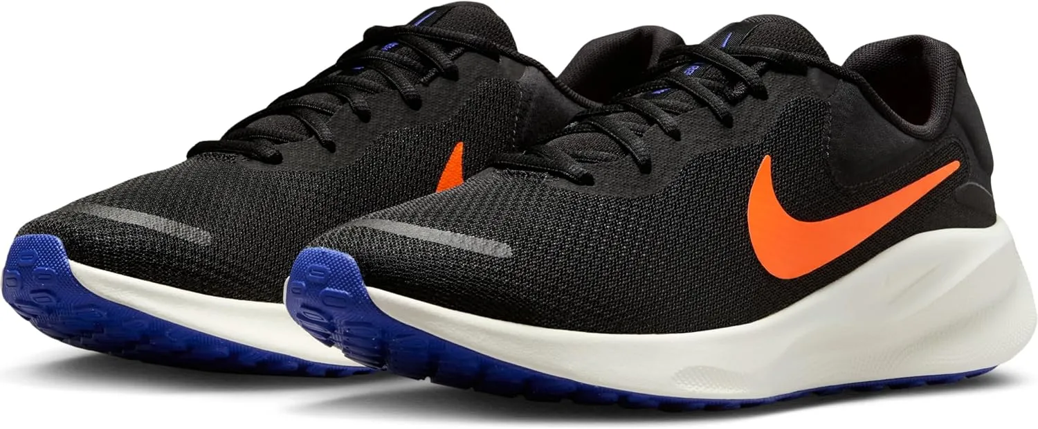 Nike Revolutin 7 Sneaker
