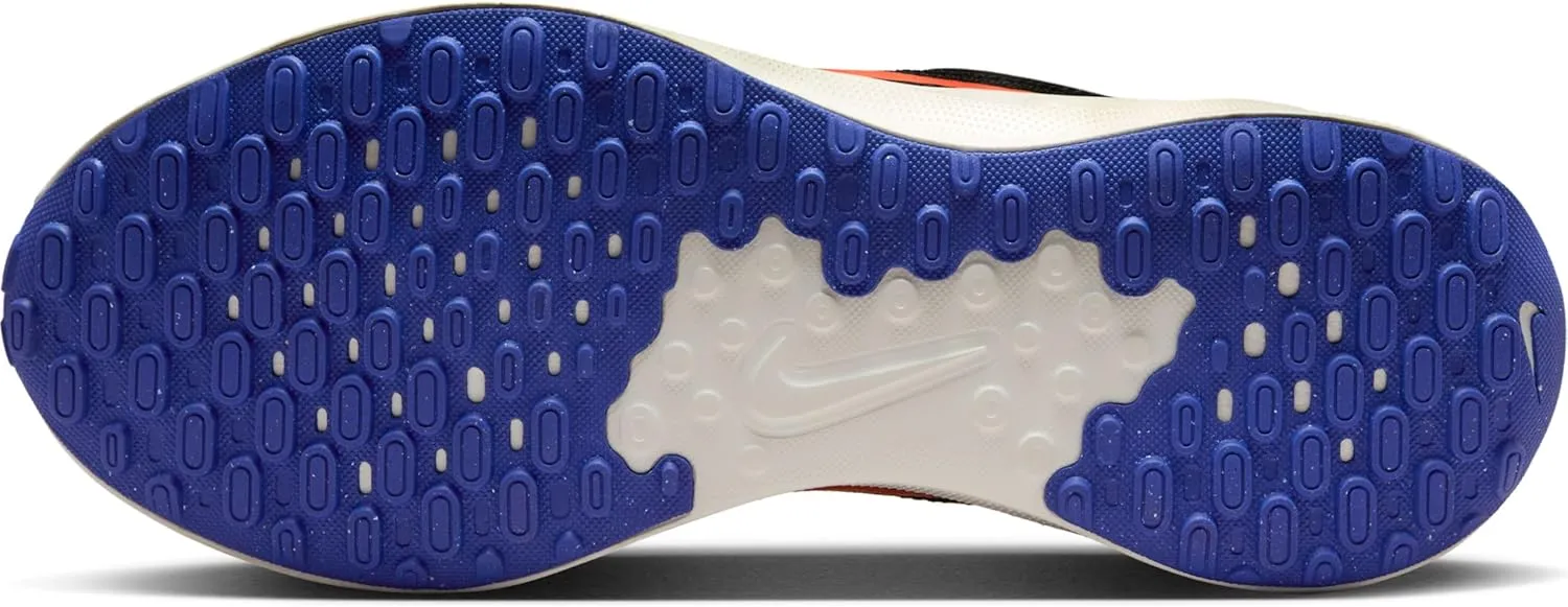 Nike Revolutin 7 Sneaker