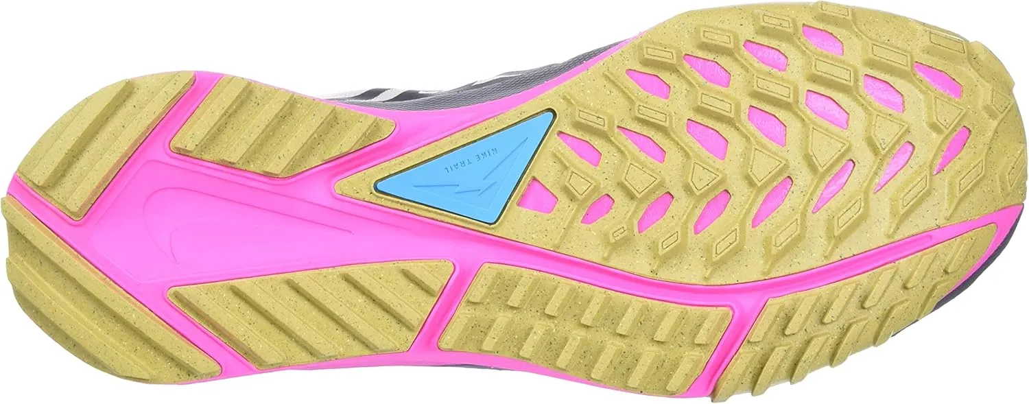 Nike Women's Sneaker, 7