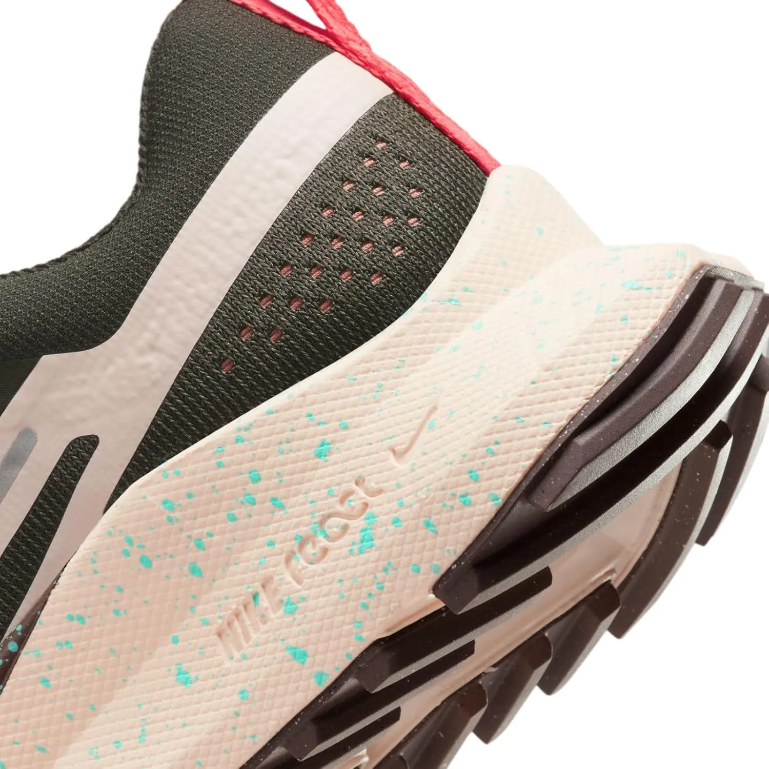 Nike Women's Sneaker, 7