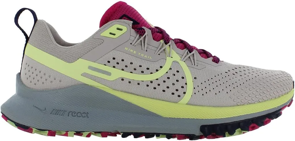 Nike Women's Sneaker