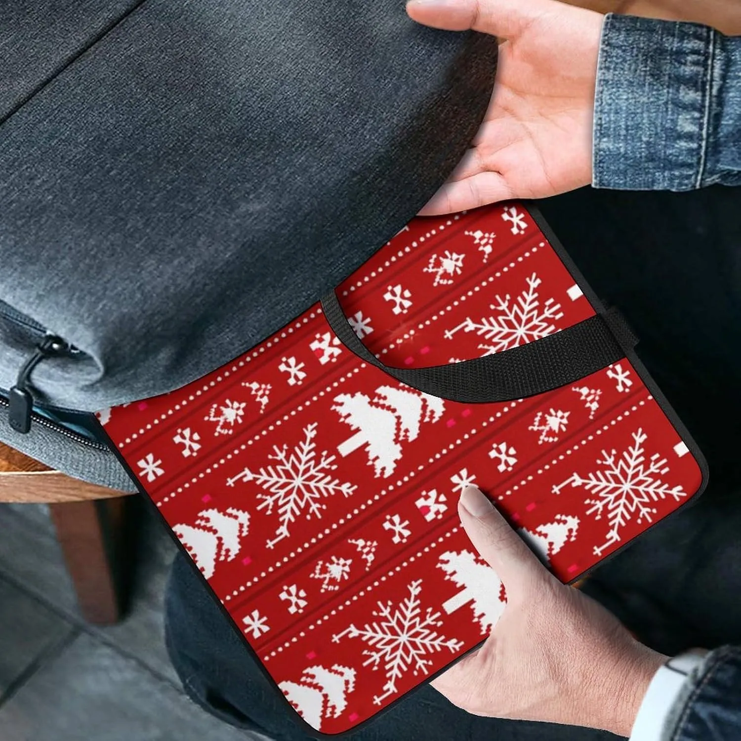 Red Christmas Pattern Laptop Sleeve Laptop Carrying Case Compatible Laptop Protective Bag with Handles
