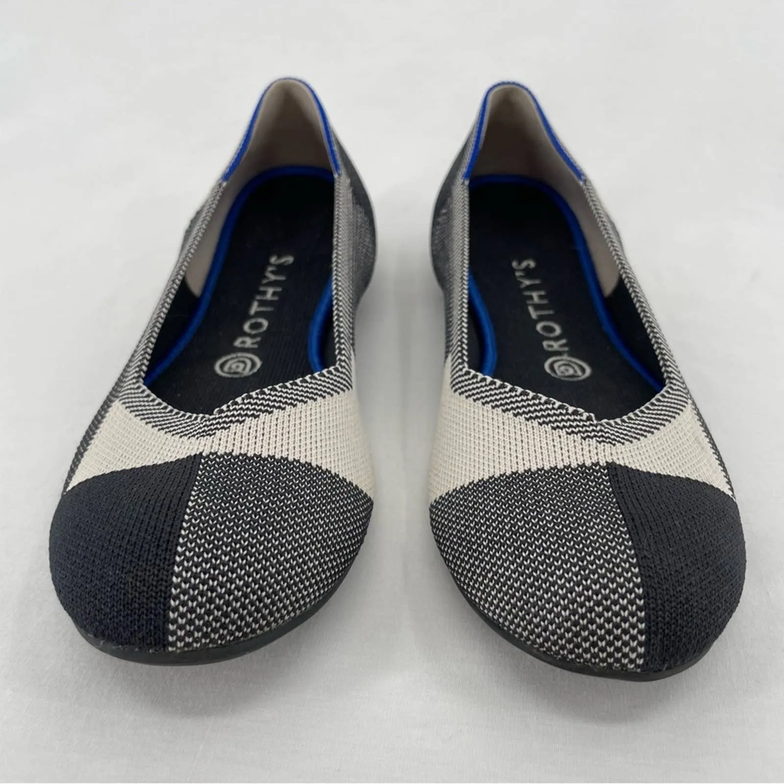 Rothy’s The Flat Captoe Black White Round Toe Shoes Balletcore Neutral Flats Size 8.5