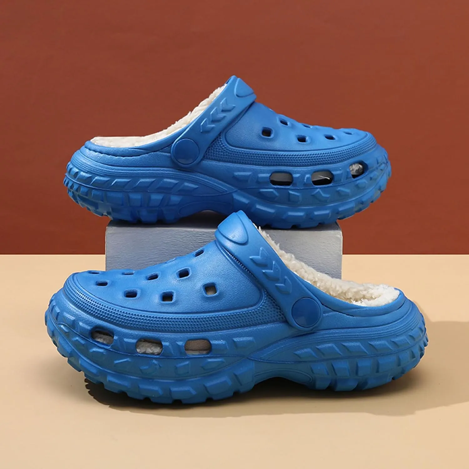 SECHRITE Boys Girls Fur Lined Clogs Garden Shoes for Kids Winter Fleece Lined Mules Indoor Outdoor Home House Slippers