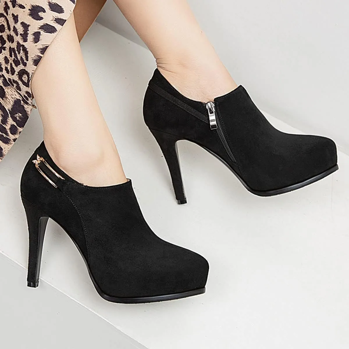 SHEMEE Women's Platform Stiletto High Heel Ankle Booties Thin Heels Pumps Side Zip Short Boots Shoes