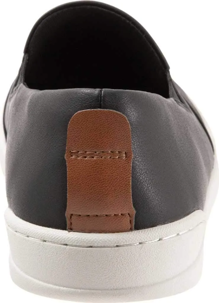 SoftWalk Women's Sneaker