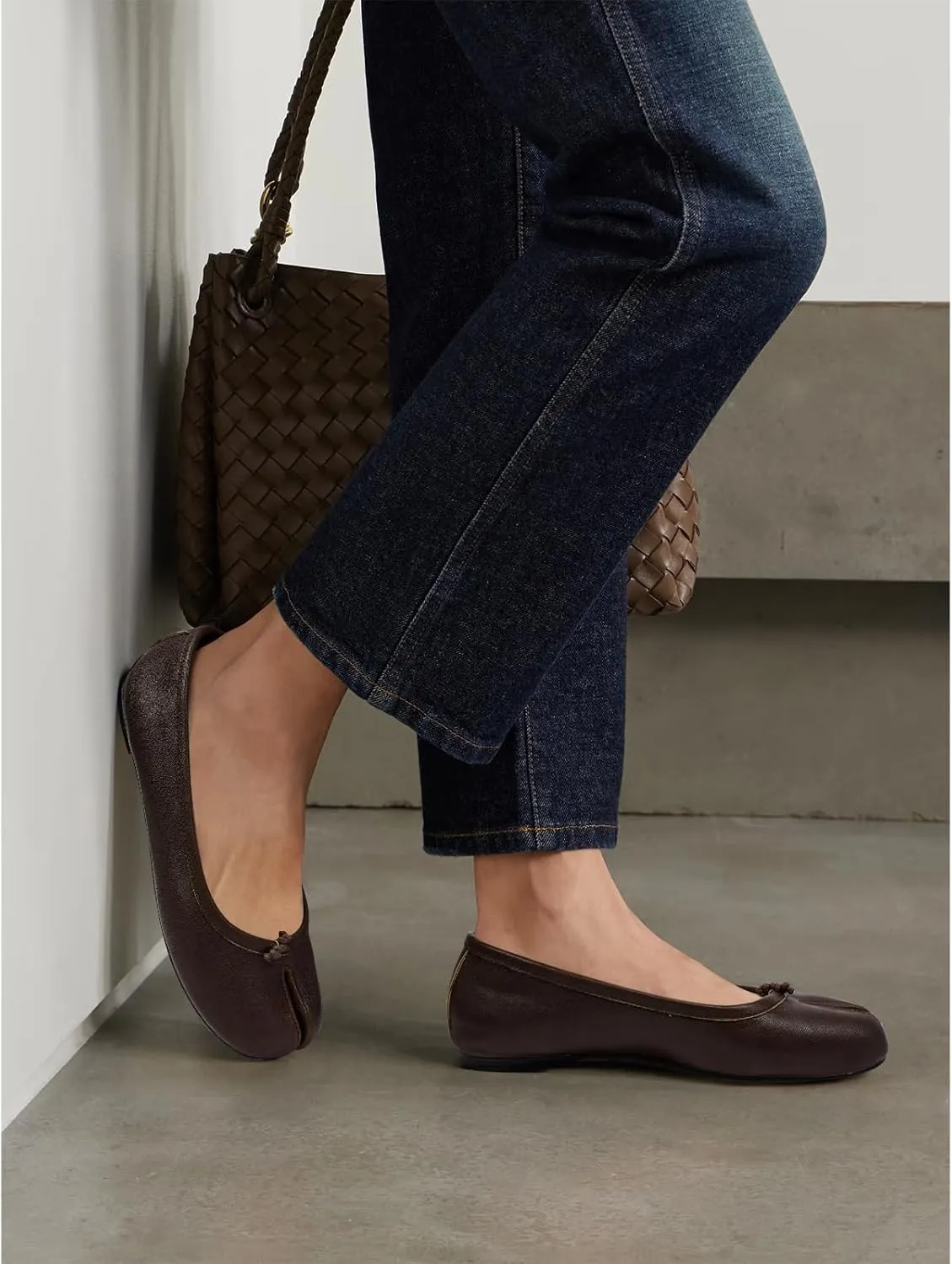 Tabi Shoes Women Split Toe Wide Width Ballet Flats Comfort Casual Work Shoes for Women Office 2025 Spring