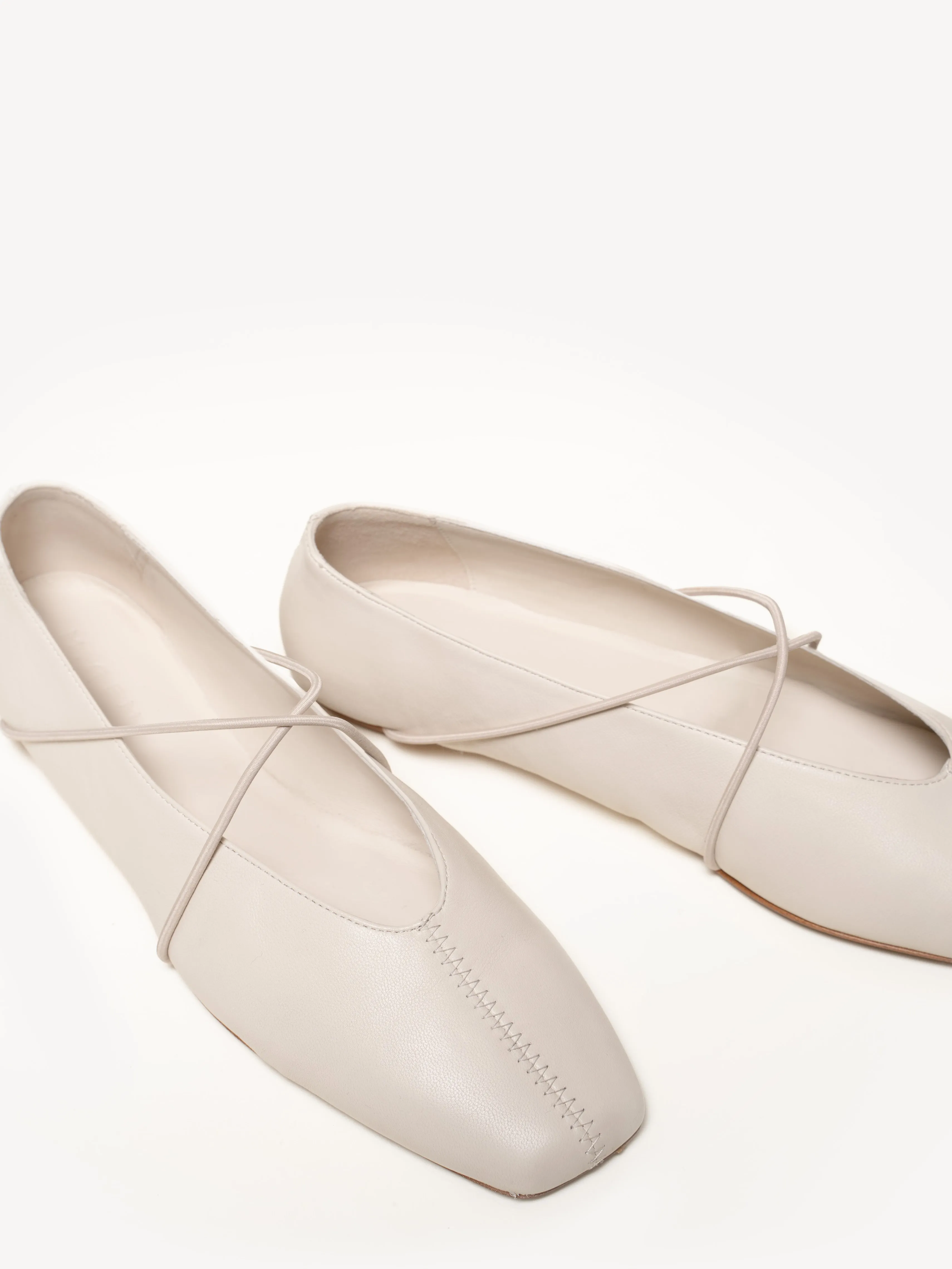 The Una (Sample Sale)