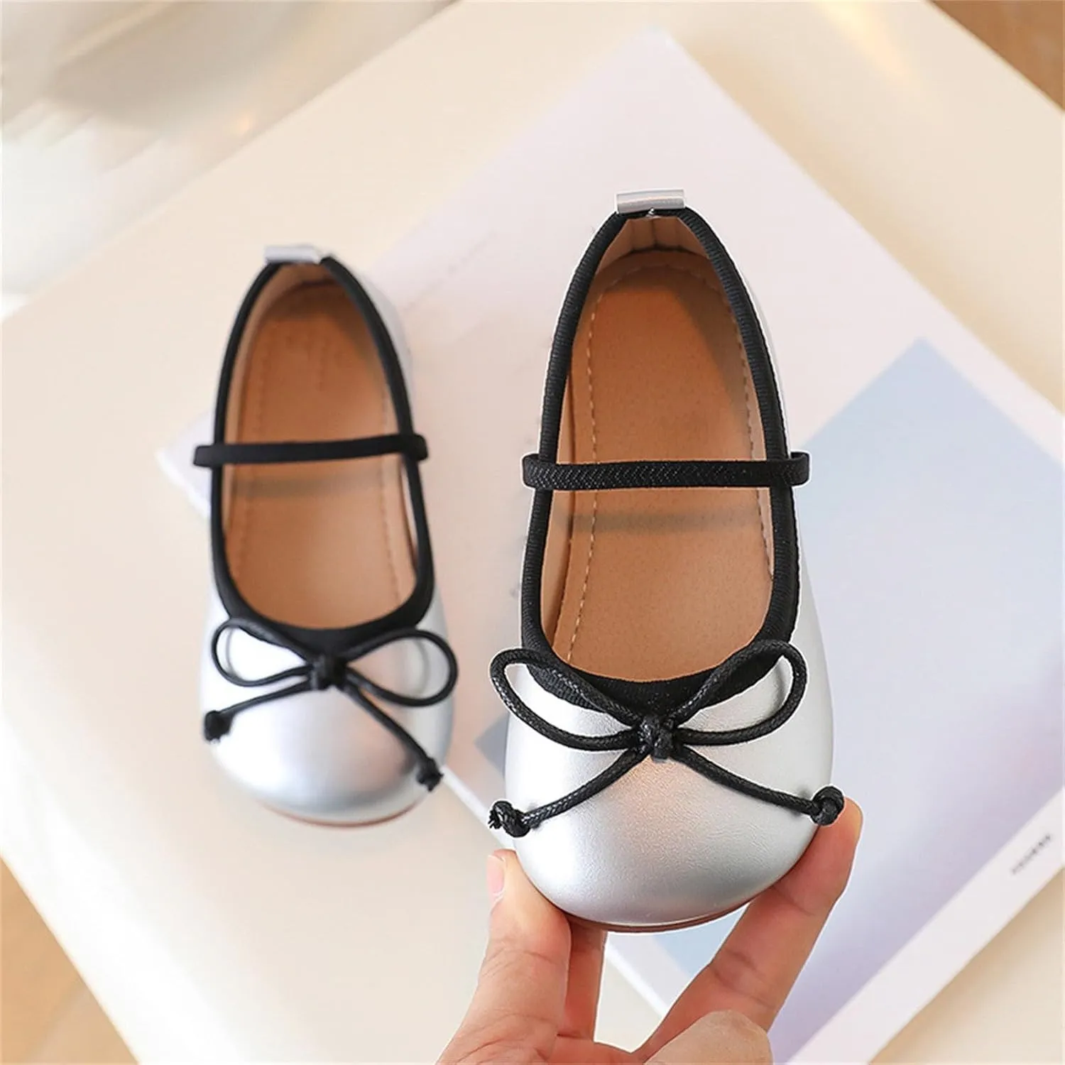 Toddler Girl Mary Jane Dress Shoes Little Girl School Non Slip Leather Bowknot Kids Swim Shoes