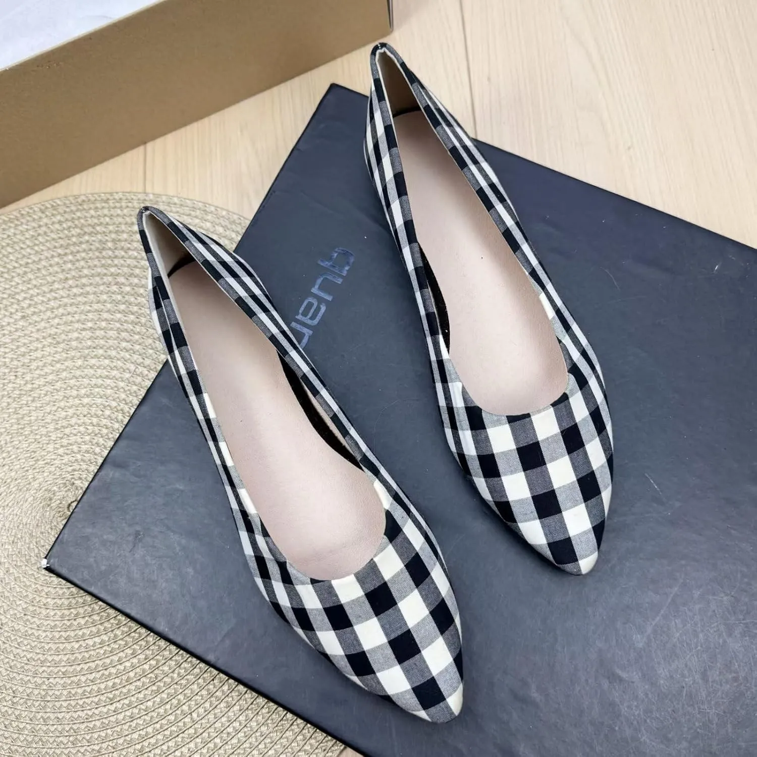 WENJIAZHIZHI Women's Checkered Pointy Toe Ballet Flats Comfortable Flat Shoes Elegant Female Slip-Ons