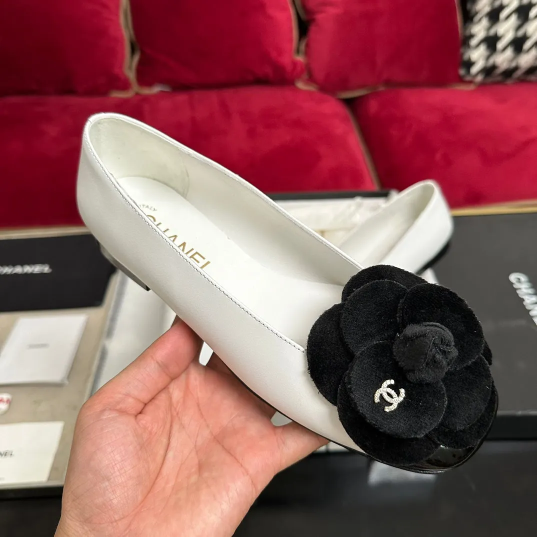 white black ballet CHANEL flat Customer-focused Easy-to-use flower calfskin