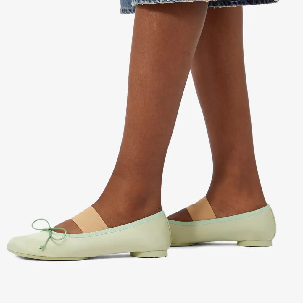 Womens Ballet Flats Square Toe Satin Shoes Wide Width Comfort Casual Work Shoes for Women Office 2025 Spring