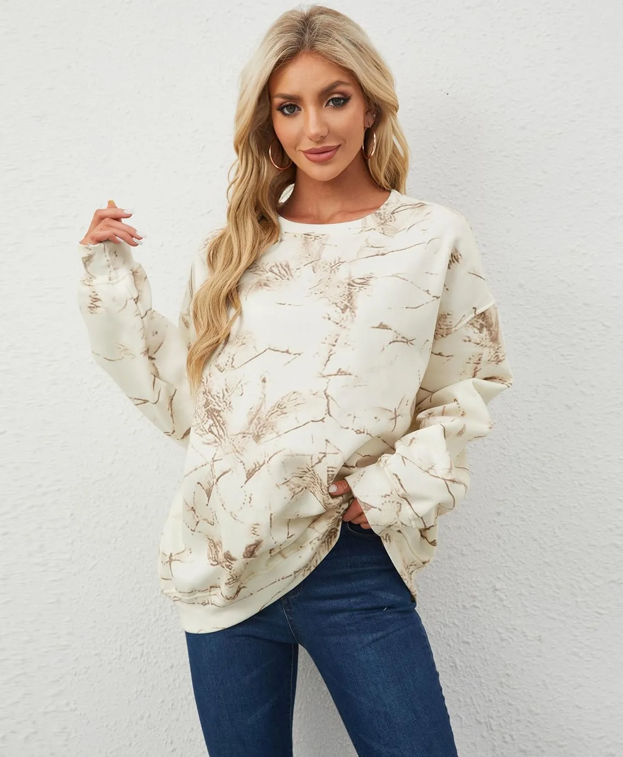 Womens Camo Sweatshirt Maple Leaf Print Oversized Camo Crewneck Sweatshirt Fleece Pullover Hoodies Long Sleeve