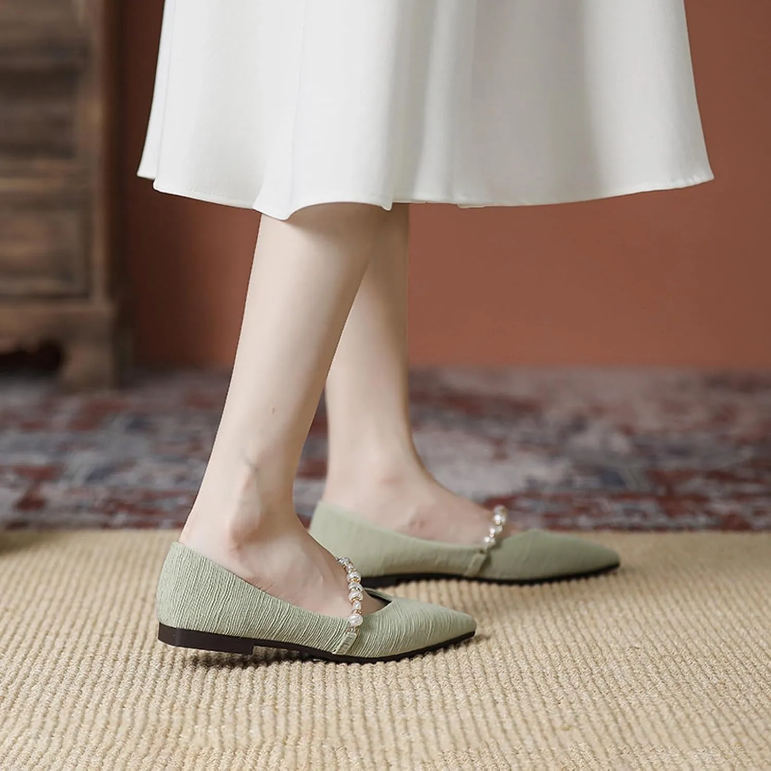 Women's Pointed Toe Pearl Flat Mary Jane Shoes Casual Slip-on Comfort Ballet Flats Shoes for Banquet Party
