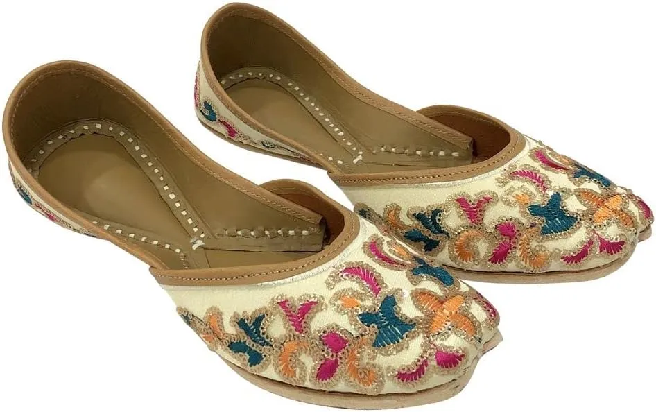 Women's Punjabi Jutti for Ethnic Shoes Cream Gold Wedding Shoes Mojari Traditional Indian Jooti Sandles Handmade Juti