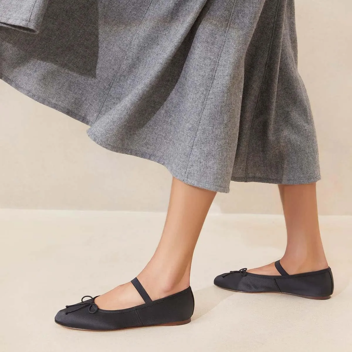XYD Women Girls Ballet Flats Slip On Closed Almond Toe Elastic Single Strap Bowknot Cute Dress Date Shoes